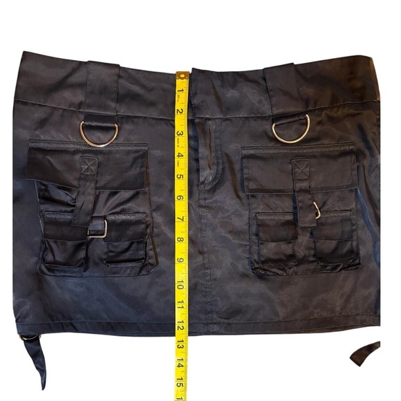 Weathervane Cargo Mini Skirt Womens 9 Black Excellent Y2K Utility D-Ring Pockets - Picture 7 of 9